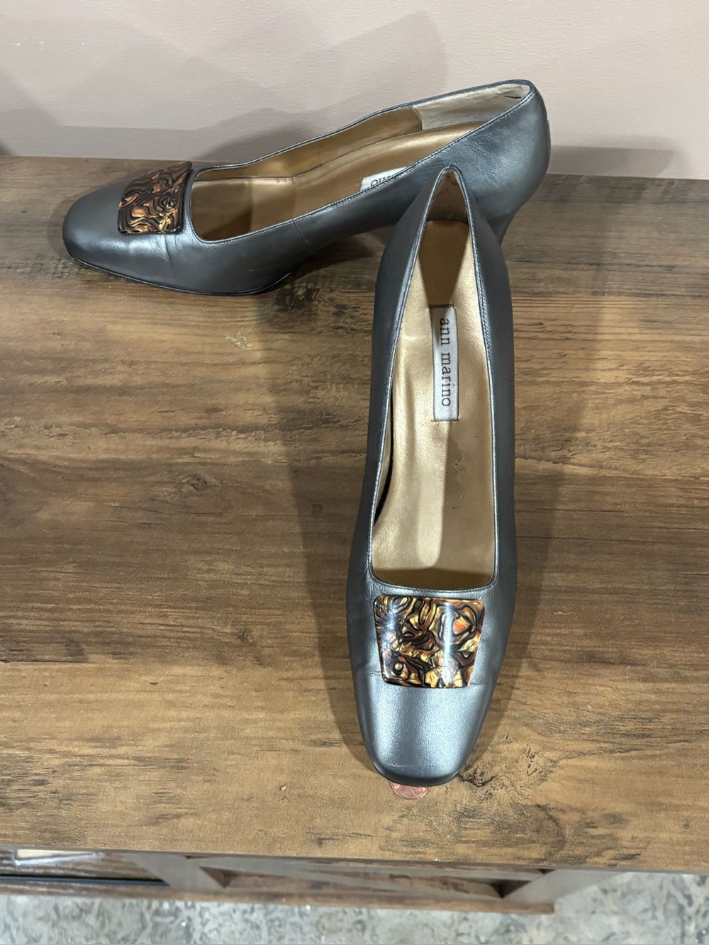 ANN MARINO Metallic gun metal block heel  Leather Pumps size 9